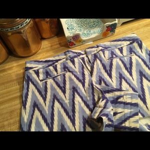 GAP Dressy Blue Ikat Print Shorts Size 2